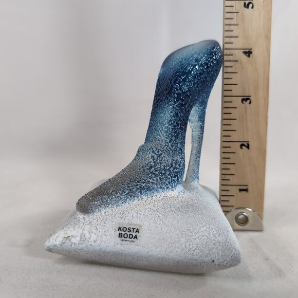 Signed Kosta Boda Blue Catwalk High Heel Shoe Glass Kjell Engman 7090627 Figure - Picture 8 of 10